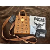 ราคา MCM X-Mini Aren tote bag in Visetos and nappa leather แท้มือสอง Used like New (23882095667)