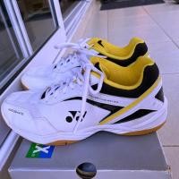 ราคา รองเท้าแบดมินตัน (มือสอง) Yonex Power Cushion (22353447714)