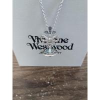 ราคา Vivienne Westwood Empress Xis สร้อยคอนวัตกรรมดีไซน์ปมผีเสื้อสามมิติสีฟ้าอ่อนพร้อมลูกปัดแก้ว (57654852215)