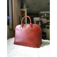 ราคา Sold‼️LV Epi Alma มือสอง ของแท้‼️ (18495969181)