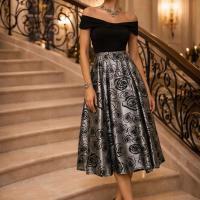 ราคา Midnight Rose Jacquard Skirt | กระโปรงยาววนิดา สีเทาดำ (11535380393)