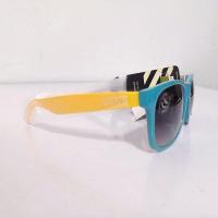 ราคา แว่นกันแดด Vans แท้ colorfull 3C (28116525469)
