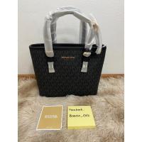 ราคา New MK แท้ จากอเมริกา Mini tote สีดำลาย MK อะไหล่ทอง (16499662322)