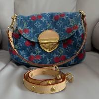 ราคา Louis Vuitton x Takashi Murakami Cherry Sunset Bag in Monogram Cherry Denim กระเป๋าหลุยส์ มือสอง (55855326436)