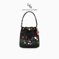 ราคา LYN - Blossom Infinite Bucket Bag กระเป๋าทรงถัง (LL25FBM028) (50601890541)