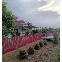 ราคา รั้วระแนงสีชมพู หน้า13 เซน ยาว0.50-1.60ม. รั้วบ้าน รั้วสวน รั้วเมทัลชีท รั้วระแนงเมทัลชีท (24280560712)