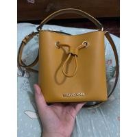 ราคา Michael Kors MK Suri Small Saffiano Leather Bucket Crossbody Purse Bag สีเหลือง (43308831540)