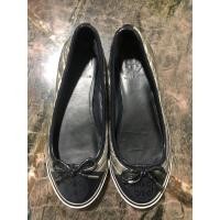 ราคา รองเท้า Tory Burch ของแท้100% มือสอง Size34-35#Tory Burchมือสอง (7978874460)