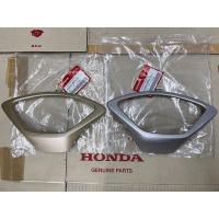 ราคา แท้ศูนย์ ฝาครอบไมล์ กรอบเรือนไมล์ WAVE125I,S ไฟเลี้ยวบังลม (สีทอง/สีบรอนซ์) เวฟ125i,s ปี 2005-2010 (53207-KPH-701ZA/ZC) (15727491637)