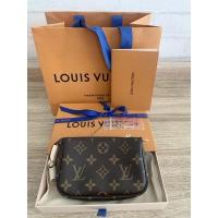 ราคา new lv mini pochette dc22 (20556743596)