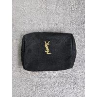 ราคา YSL กระเป๋าใส่เครื่องสำอางค์ ใส่ของจิปาถะ (used) 120.- ขนาด 17×15 cm (26207364703)