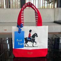 ราคา Harrods * พร้อมส่ง * กระเป๋าผ้า Size mini ลายใหม่2024 ของแท้100% จากอังกฤษ (26314276987)