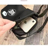 ราคา Bape กระเป๋าสะพายข้างผู้ชาย กระเป๋าสะพายข้างผ้าแคนวาส ID Phone Bag (40977968499)