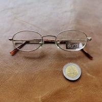 ราคา กรอบแว่นตา แว่นตาวินเทจ แว่นเก่าเก็บยุค 90 s รุ่น Thong Dee Lek กรอบสีทองทรงรีเล็ก รองรับการนำไปตัดเลนส์สายตา วินเทจแท้ (13334487866)