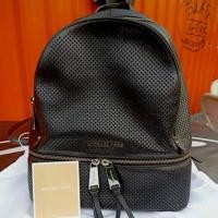ราคา เป้ Michael Kors ไซส์ M สีดำ (2589346799)