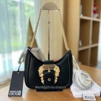 ราคา พร้อมส่ง ของแท้ Versace Jeans Couture Buckle Shoulder Bag (25330434715)