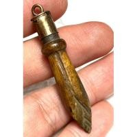 ราคา ดอกจำปีหลวงพ่อเดิม2482เลี่ยมเงิน (24500897876)