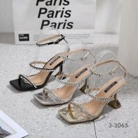 ราคา รองเท้าส้นสูงสีเงิน สายคาดเพชร (24902538882)