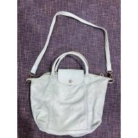 ราคา (used)กระเป๋าหนังแกะสีฟ้าพาสเทล Longchamp แท้ สภาพพร้อมใข้งาน (19371478984)