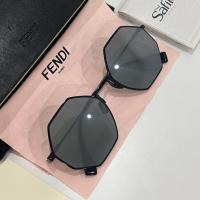 ราคา แว่นตา แว่นกันแดด FENDI ของแท้ มือสอง *กล่องแว่นมีตำหนิ ถลอก* (27141915769)