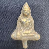 ราคา พระยอดธงเนื้อชินทอง กรุดอยไซ (42653466747)