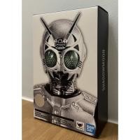 ราคา S.H.Figuarts (Shinkoccou Seihou) Shadow Moon (12475116787)