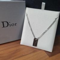 ราคา สร้อยคอ Dior ของแท้ มือสองจี้tag ปั๊มอักษรแบรนด์ สีเงินรมดำ Unisex ผู้ชายใส่ได้ (46453805787)