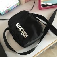 ราคา ส่งต่อกระเป๋าสะพาย adidas (ของแท้)สีดำ (6016078278)