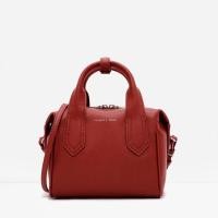 ราคา กระเป๋า charles&keith แท้ งานoutlet สภาพดี (1806178871)