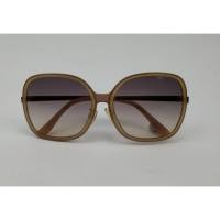 ราคา มือสองของแท้สภาพดีแว่นกันแดด charles & keith มาพร้อมถุงและกล่อง (กล่องมีตำหนิ) (2327400964)