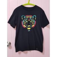 ราคา เสื้อยืดลี Lee ของใหม่ มือ1 ไซส์ M ของแท้ สีดำ (19966106745)