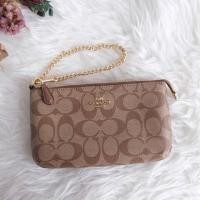 ราคา พร้อมส่ง LARGE WRISTLET IN SIGNATURE CANVAS (#COACH #F88035) (3441604901)