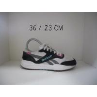 ราคา Reebok รองเท้าผ้าใบแบรนด์เนมมือสอง (455907046)