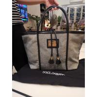ราคา กระเป๋า​ Dolce and Gabbana​ พร้อมถุงผ้า (2015546355)
