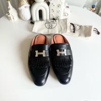 ราคา รบกวนสอบถามก่อนสั่งซื้อ‼️Like new ‼️ Hermes rivoli mules size 38 พื้นประมาน 24 cm สีดำ คู่นี้สวยเก๋ ดูหรู ดูแพง (40104060004)