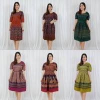 ราคา เดรสลายไทย ผ้าฝ้ายสีสวยแบบสาวเหนือล้านนา ทรงสวยใส่เที่ยวใส่ทำงานได้ (ด้านหลังมีเชือกผูกมัดเข้ารูปได้) (5661359077)