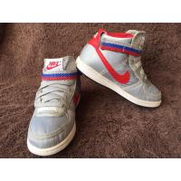 ราคา รองเท้าเด็กแท้มือ 2 ยี่ห้อ Nike จอแดน สีเทาแดง (5857694472)