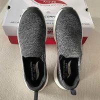 ราคา รองเท้า Skechers มือสอง เทียบมือ1 (43101696800)