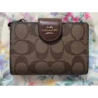 ราคา ✔️ของแท้ ❤️ พร้อมส่ง กระเป๋าสตางค์ผู้หญิง Coach C0082 Medium Corner Zip Wallet In Signature Canvas สินค้าจากอเมริกา (29608740804)