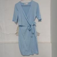 ราคา ใหม่ชุดคลุมท้องที่ทันสมัยผูกสไตล์ฮิปฮอปครึ่งแขนสีฟ้าอ่อนชุดท้องฟ้าผู้ใหญ่เสื้อผ้าผู้หญิง ยุ่งยาก (27975176854)