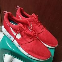 ราคา Neki roshe run ลูกแก้วสีแดง ไซส์ 46 (29112718899)