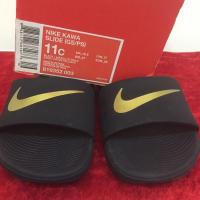 ราคา Nike Kawa slide รองเท้าแตะลําลองสําหรับเด็กผู้ชายสีดํา (12030682330)
