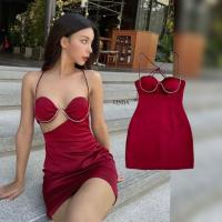 ราคา เดรสสั้นสายเดี่ยวสีแดงเลือดหมูออกงานผ้าซาติน (26353258533)