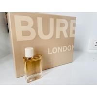 ราคา Burberry perfumeของแท้ รุ่น her london dream 30 ml(มือสองใข้แล้วตามรูป) (13816695974)