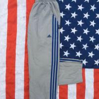 ราคา กางเกง Adidas ผ้าร่ม มือสอง สีเทา แถบน้ำเงิน กางเกงวอร์มราคาถูก สำหรับผู้ชาย และผู้หญิง (Second-hand Adidas Trousers) (5622634754)