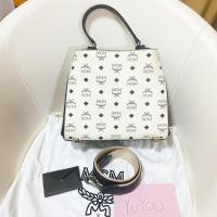 ราคา MCM ของแท้ ไม่มีตำหนิ สีขาวดำ (5051363290)