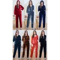 ราคา ชุดเซท2ชิ้น เสื้อ กำมะหยี่ แขนยาว มีกระเป๋าหน้า มีหมวกฮู้ด+กางเกง ขายาว (3979432345)