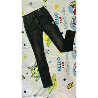 ราคา กางเกงยีนส์ขายาวสีดำยี่ห้อ MC Jeans (25131864255)