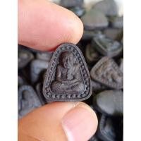 ราคา หลวงพ่อทวดพิมพ์จอบเล็ก(ครบรอบ1ปี)ปี48 (23084070255)