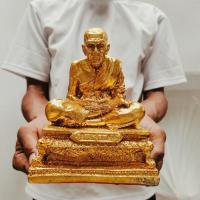 ราคา หลวงปู่ทวด ฐานเหลี่ยมปิดทอง เนื้อเรซิ่น ขนาด 5 นิ้ว สูง 7 นิ้ว (28934028482)